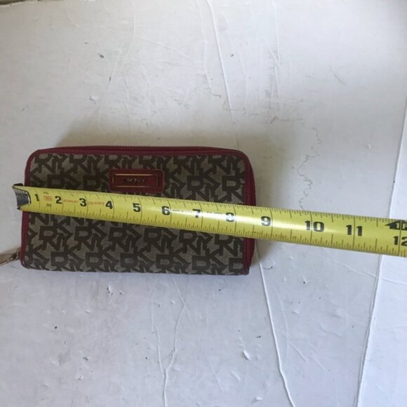 DKNY Canvas Leather Monogram Zippy Zip Around Organizer Wallet Clutch Card Case - Picture 15 of 16